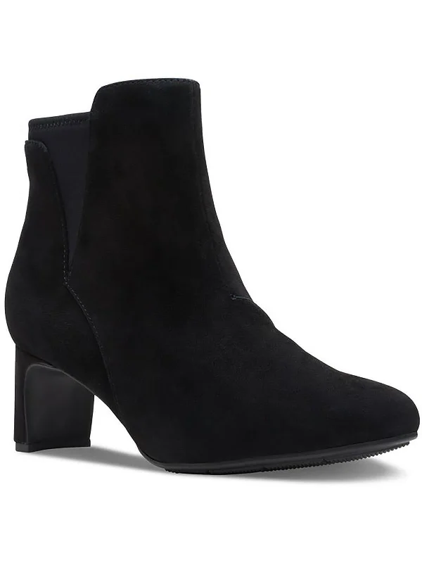 Kyndall Faye  Womens Suede Heeled Ankle Boots