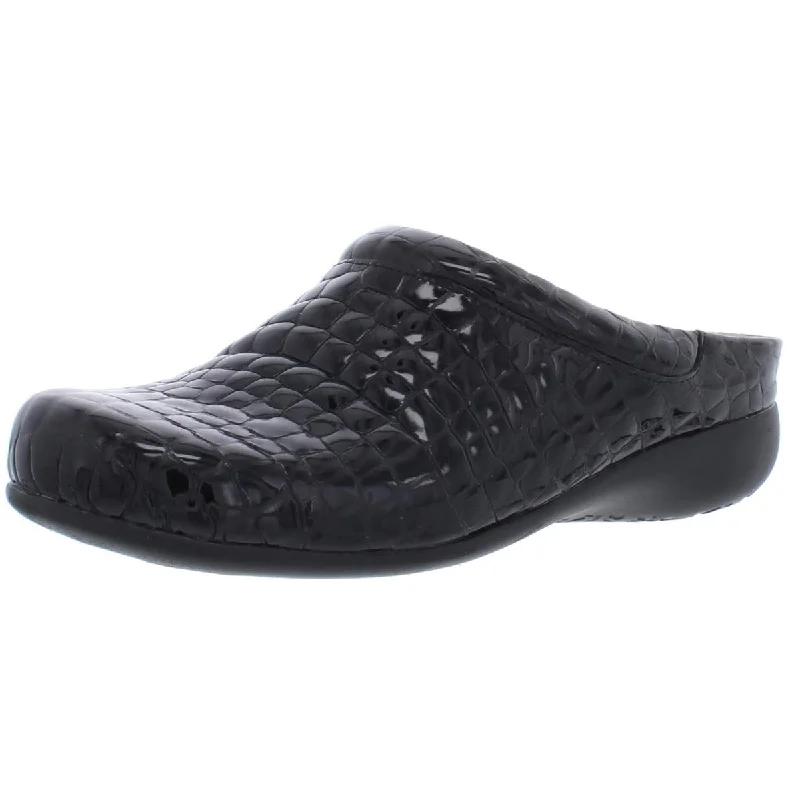 Black Croc Print